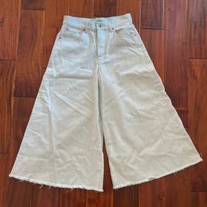 Off White Wide Leg Cropped Jeans, Size 29